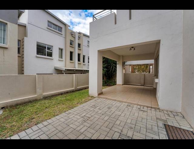 2 BEDROOM PROPERTY TO RENT IN LONEHILL
